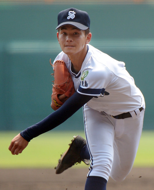夏の高校野球：「ツボがわかっている」花咲徳栄の野本捕手 | 毎日新聞