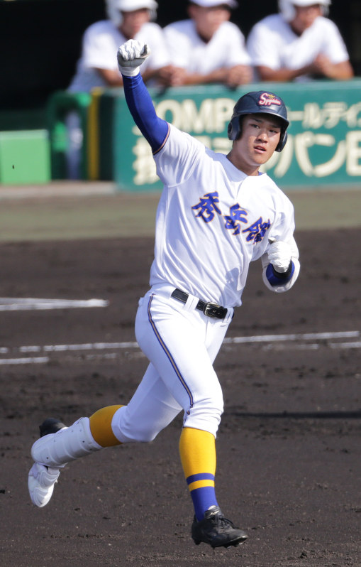 高校野球：第12日第1試合 常総学院（茨城）−秀岳館（熊本