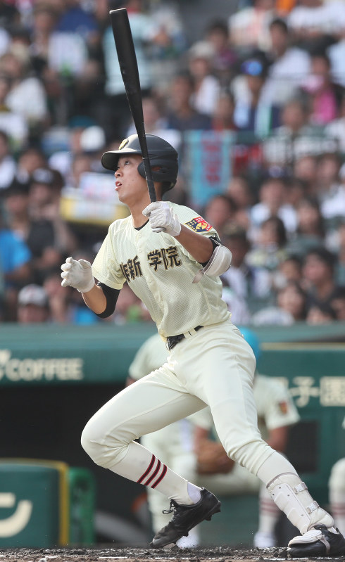 高校野球：第12日第4試合 作新学院（栃木）−木更津総合