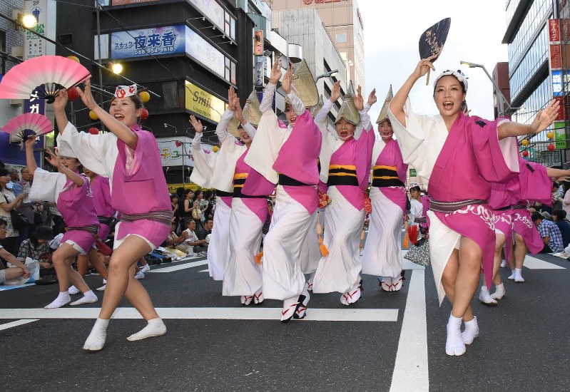 南越谷阿波踊り 街に掛け声響く 越谷できょうまで 埼玉 毎日新聞