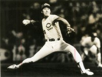カープV6 セ・リーグ優勝胴上げ写真（1991年10月13日）広島市民球場 優勝を決め、胴上げされる広島の山本浩二監督＝1991年10月