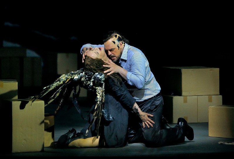 「さまよえるオランダ人」ゼンタとオランダ人=Bayreuther Festspiele(C)Enrico Nawrath