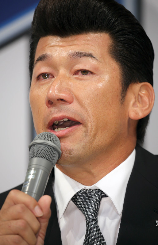 プロ野球 引退 ハマの番長 三浦 ファンに支えられた 毎日新聞
