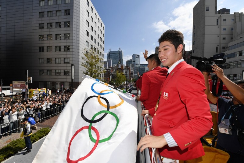 リオ五輪パレード：銀座に興奮再び 渦巻く歓声や祝福の声 [写真特集26