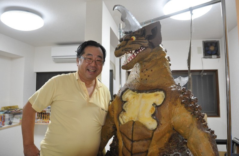 ガサキングα：ゴジラ超える？大怪獣 着ぐるみ完成 尼崎 [写真特集1/6