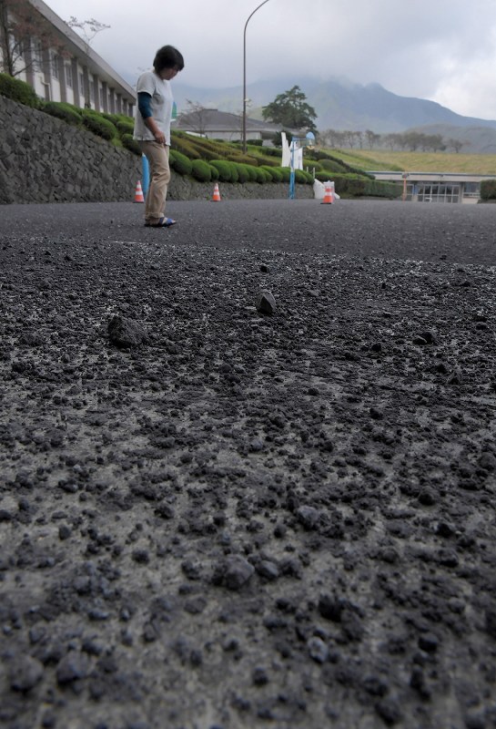 阿蘇山 同級生と久々のツーリングで阿蘇に行きました🏍️ 今日の気温は