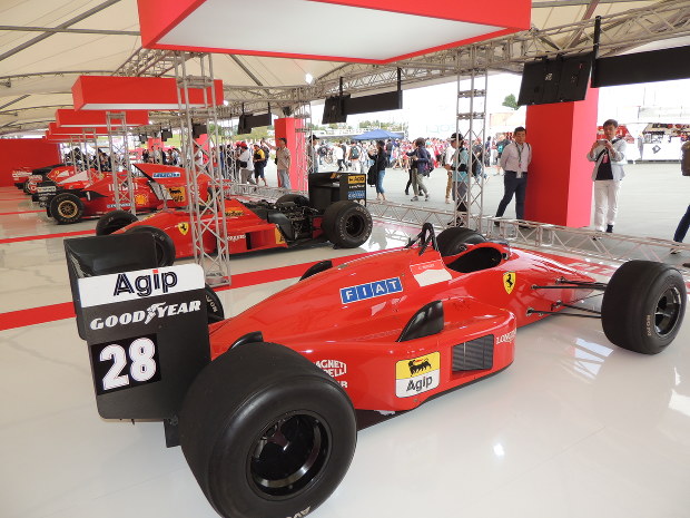 フェラーリ特別展 往年の名マシンずらり 鈴鹿サーキットで人気 三重 毎日新聞