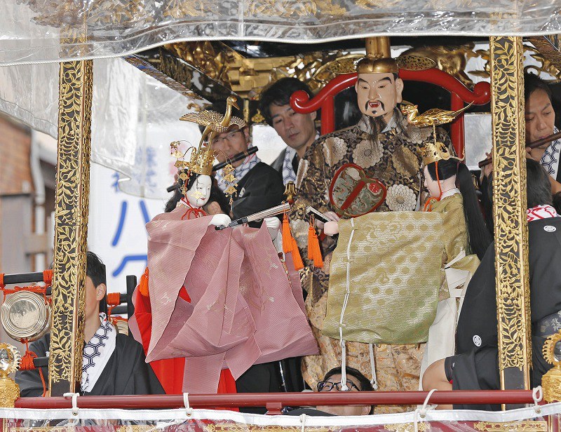 大津祭：「からくり」曳山が巡行 15万人見入る [写真特集10/12