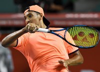 ニックキリオス選手直筆サイン入りTシャツ2016年楽天ジャパン・オープン優勝記念 通販限定】『選手直筆サイン入り N-1 VICTORY 2025応援タオル（KENTA