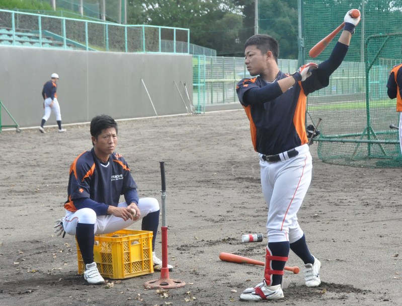 地域の大きな期待を背に優勝を目指し、練習に励む日立製作所の選手