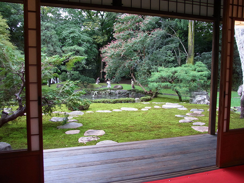 歴史散歩 時の手枕 旧三井家下鴨別邸 京都市左京区 競売免れ 緑にたたずむ 毎日新聞