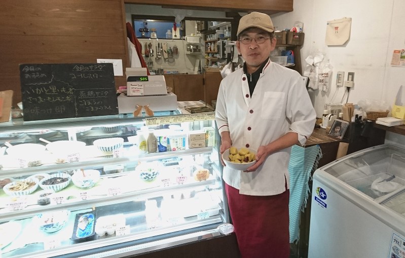 とちぎキャンパる 活気戻る もみじ通り 宇都宮 若者の人気スポットに 栃木 毎日新聞