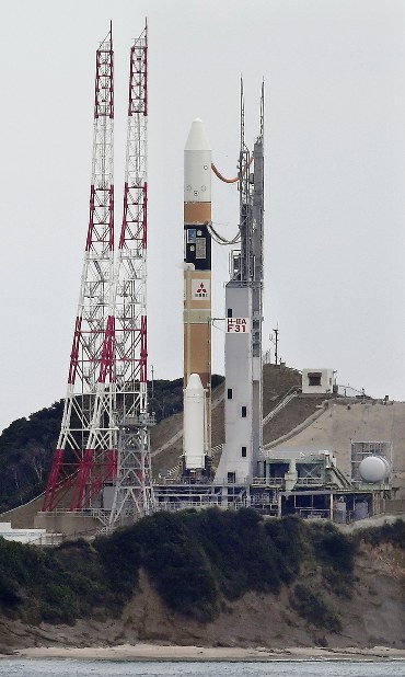 ひまわり9号：午後打ち上げへ 発射台に移動 | 毎日新聞