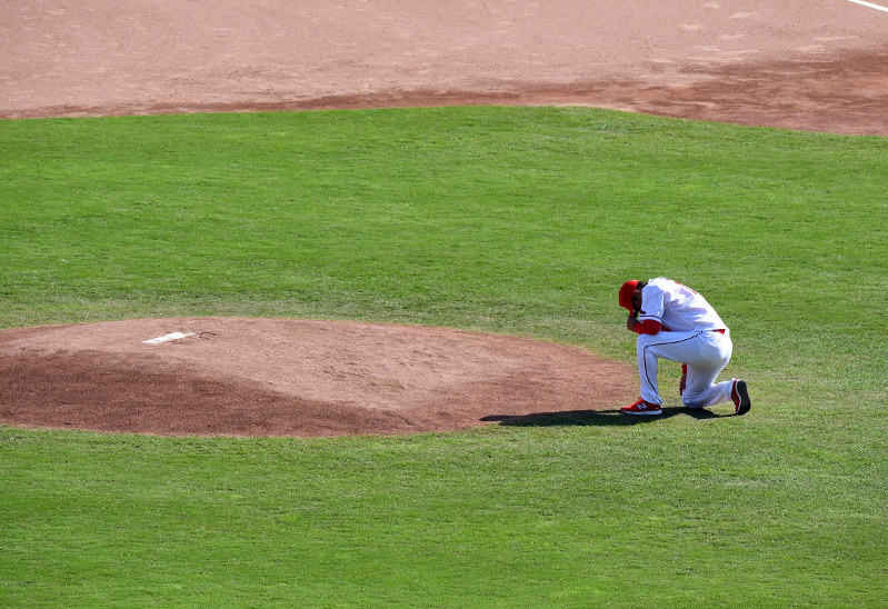 広島優勝パレード：黒田、泣き崩れる 思い出のマウンドで [写真特集2/8