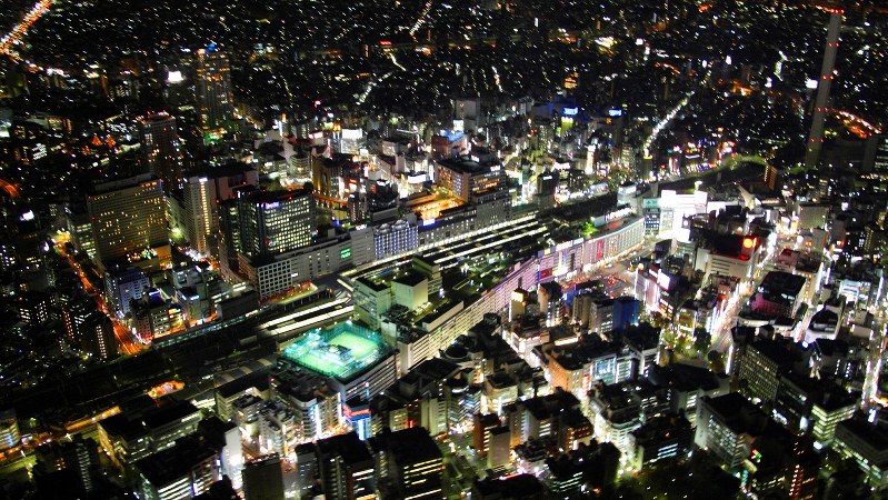 空から見た夜の東京・池袋