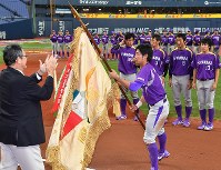 社会人野球：ヤマハ悲願の初優勝 日本選手権 [写真特集22/18] | 毎日新聞