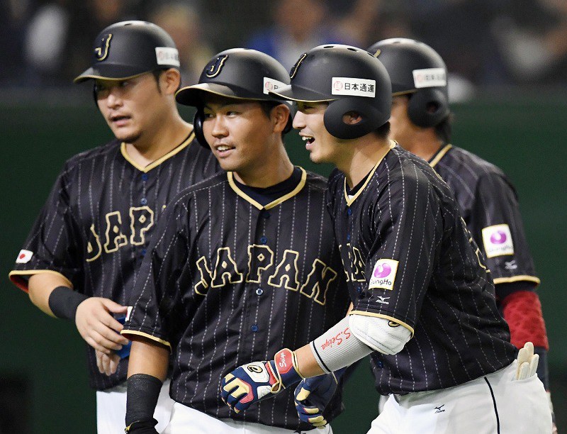 侍ジャパン 延長制して日本がオランダに連勝 強化試合 写真特集2 10 毎日新聞
