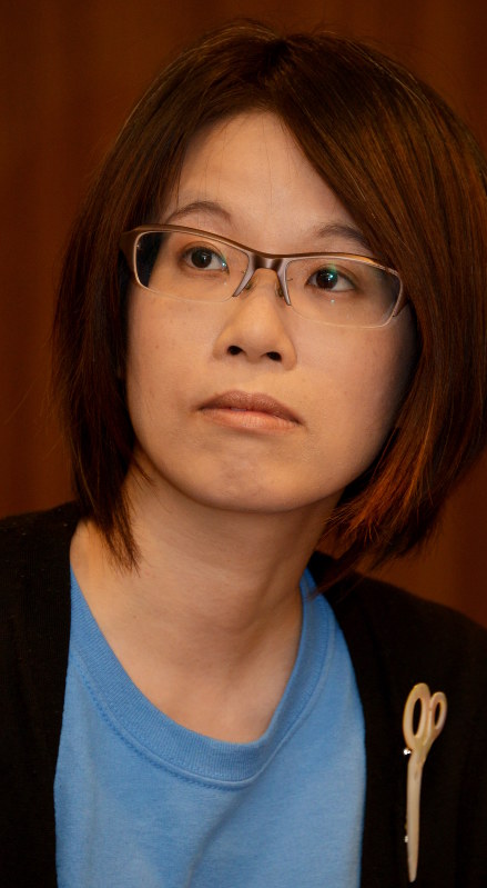 津村記久子 作家=東京都千代田区で2016年10月28日、鶴谷真撮影