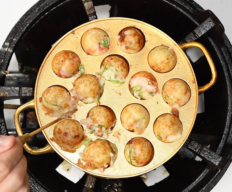 たこ焼き器：黄金製 4320万円 [写真特集6/5] | 毎日新聞