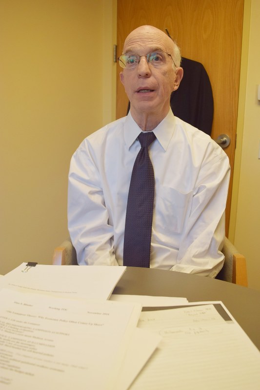 元FRB副議長のアラン・ブラインダー氏=米ワシントンで2016年11月15日、清水憲司撮影