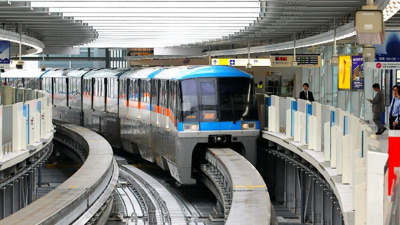 東京モノレールの羽田空港国際線ビル駅
