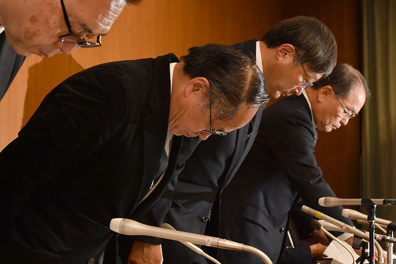 いじめ：学芸大付高、被害生徒が重傷 対応不適切、校長ら5人処分