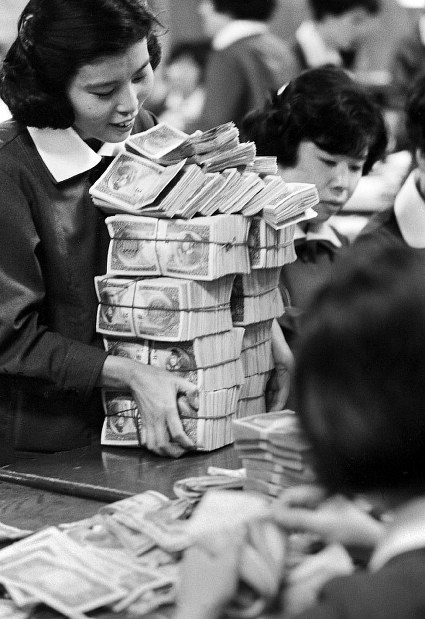 関西50年前：【昭和41年12月】写真で振り返る「今月」 | 毎日新聞