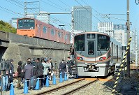 JR西：これが新型車両「323系」 大阪環状線 [写真特集2/5] | 毎日新聞