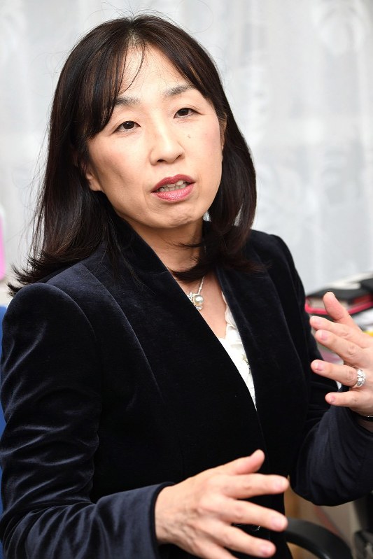 ごみ屋敷について語る岸恵美子・東邦大教授=東京都大田区で、藤井太郎撮影