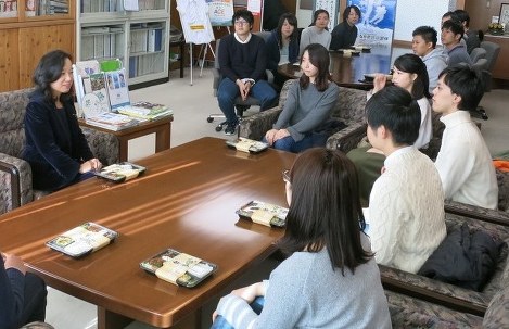 大学倶楽部 成城大 法学部生１７人が長野県庁訪問 移住推進へのアイデアを提言 毎日新聞