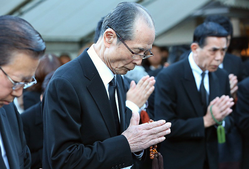 荒川博さん葬儀：王さん「出会えたから今の自分がある」 [写真
