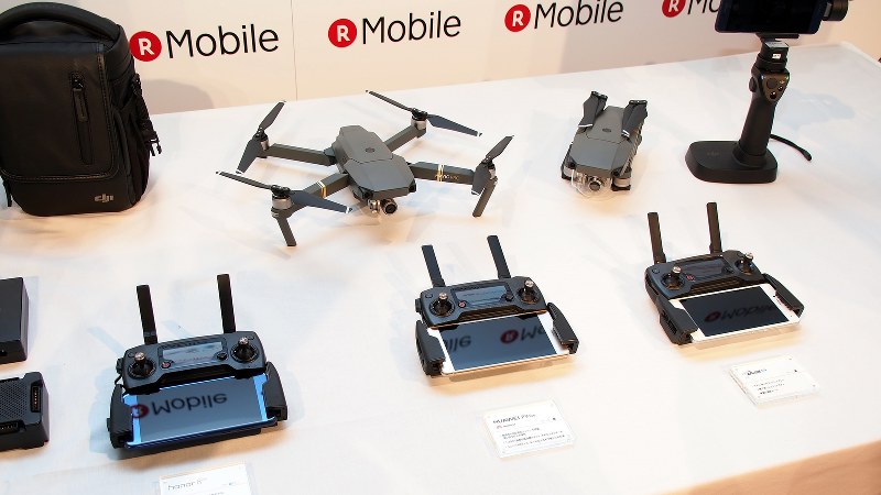 スマホでコントロールできる本格的なドローンの「マヴィックプロ」
