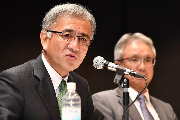 師走人事でセブン 創業家vsカリスマ 抗争は最終決着 経済プレミア トピックス 編集部 毎日新聞 経済プレミア