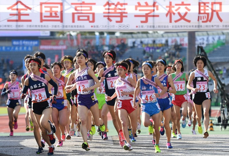 高校駅伝 男子は倉敷初V 女子は2年ぶり大阪薫英女学院[写真特集 ...