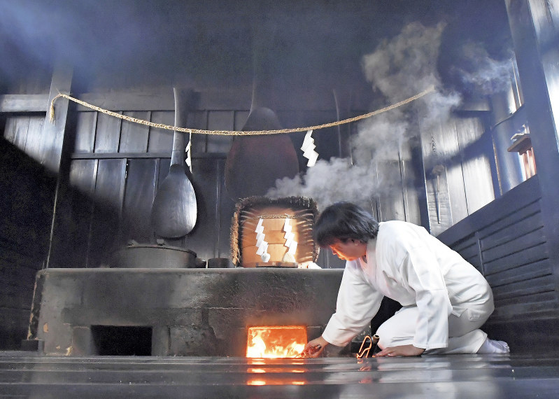 名作の現場 第２２回 昔話 桃太郎 案内人 酒井順子 その１ 毎日新聞