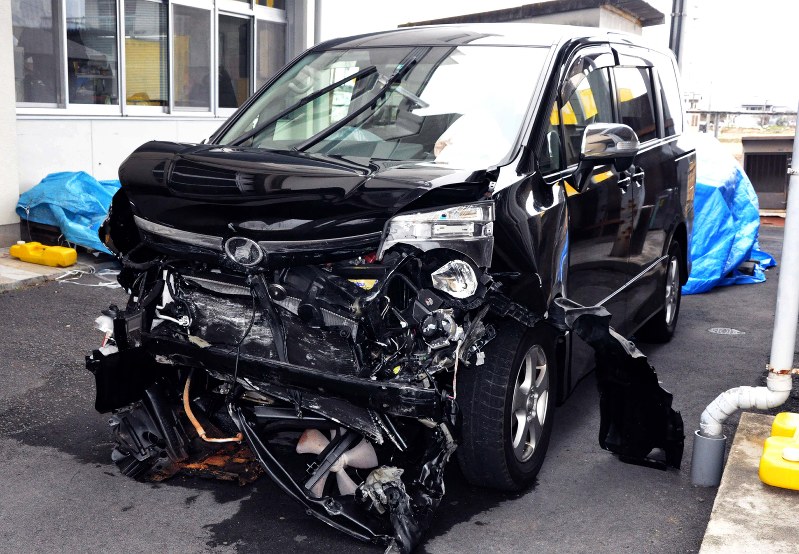 岐阜 事故 運転手を逮捕 成人式後に激突 短大生死亡 毎日新聞
