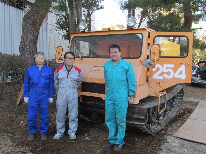 雪上車 走行再び つくばの展示車 南極観測隊ｏｂが修理 夏に試乗も 茨城 毎日新聞