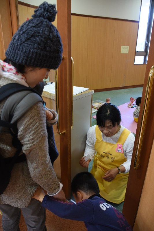 図書館内に設置された託児室=水戸市見和2の市立見和図書館で