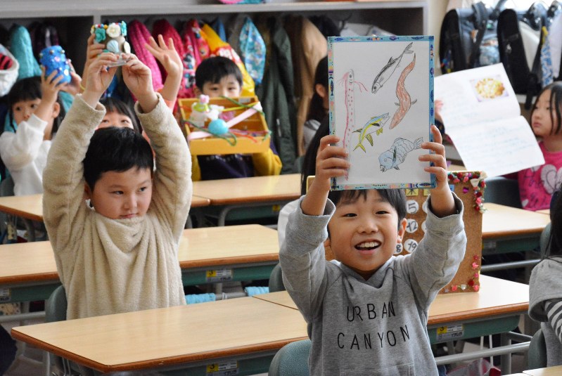 始業式 さあ３学期 頑張ろうね 札幌市立小 北海道 毎日新聞