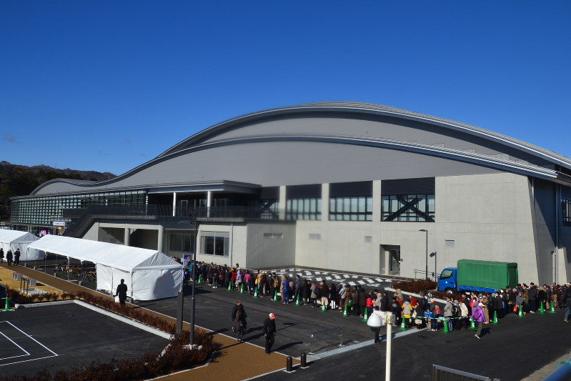 東日本大震災 復興の象徴 新しいアリーナ 日立にオープン 茨城 毎日新聞