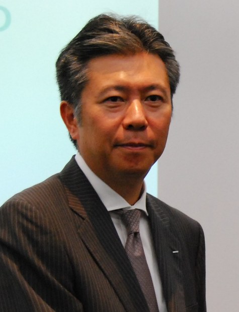 サントリー：新会社「BWS」社長に創業家の鳥井信宏氏 | 毎日新聞