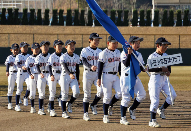 少年軟式野球 ｊａ北九旗争奪大会 青葉ベースボールクｖ 毎日新聞