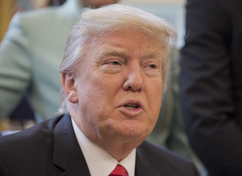 トランプ大統領 メキシコに軍派遣示唆 薬物対応に不満 毎日新聞
