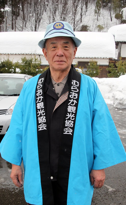 ひょうご観光ボランティアガイド 西村寿さん特別賞 香美 猿尾滝で活躍の８０歳 兵庫 毎日新聞