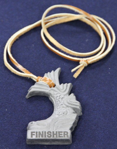 姫路城マラソン：「鯱瓦メダル」を完走者に 26日開催 | 毎日新聞