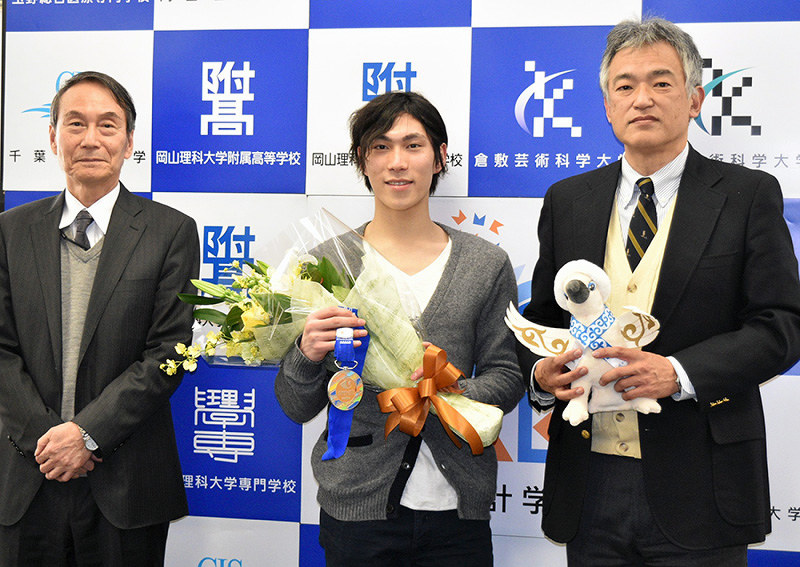 フィギュアスケート 攻めの気持ちで演技 男子 田中選手が母校訪問 岡山 毎日新聞 フィギュアスケート 攻めの気持ちで演技 男子 田中選手が母校訪問 岡山 毎日新聞