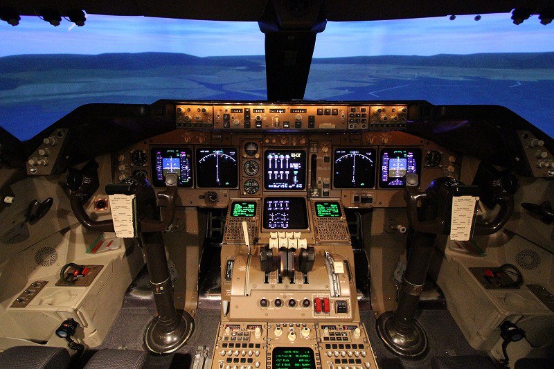 レアJAL B-747 コックピットインテリア 公式通販 JAL B-747