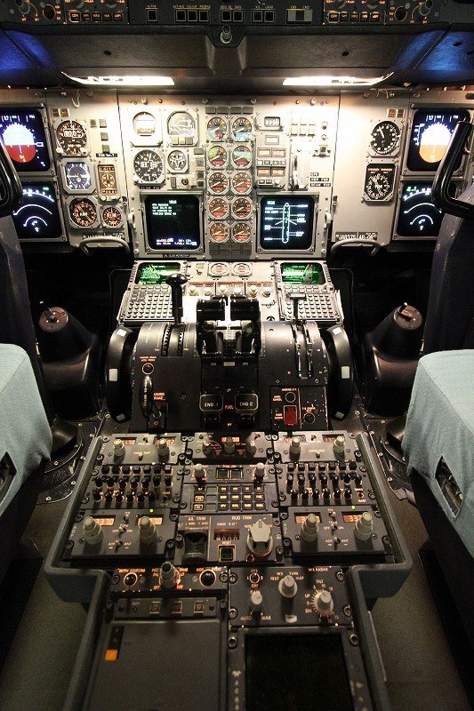 JAL：エアバスA300－600R シミュレーター [写真特集9/71