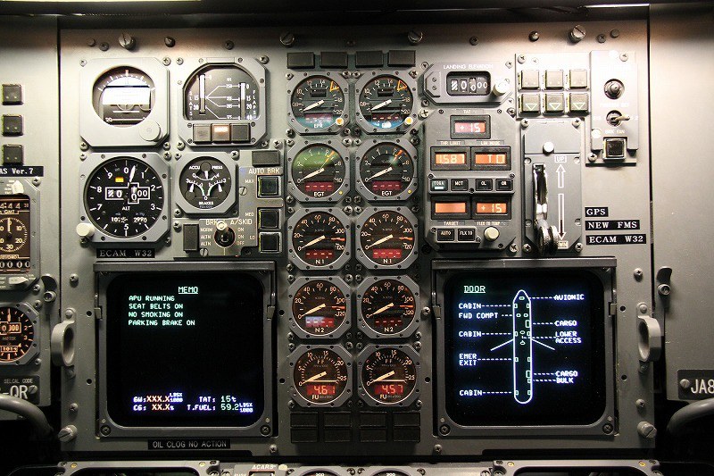 JAL：エアバスA300－600R シミュレーター [写真特集9/71