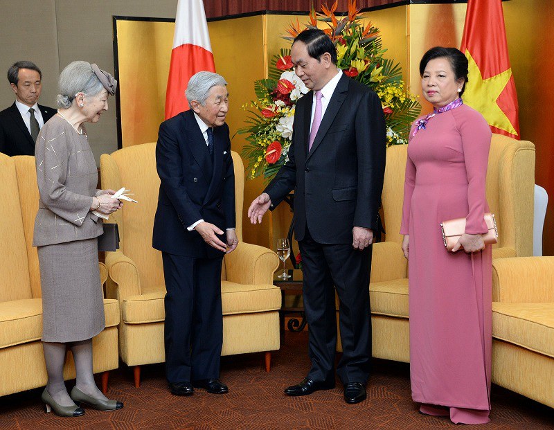 両陛下：ベトナム共産党書記長夫妻と面会 [写真特集3/7] | 毎日新聞